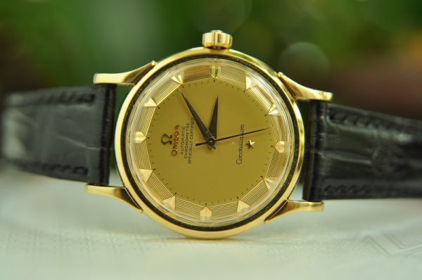 dong ho omega constellation 2 4