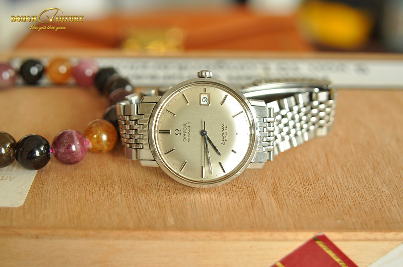 Cách nhận biết đồng hồ omega cổ Mẫu đồng hồ Omega Seamaster Deville cổ sản xuất thập niên 60 