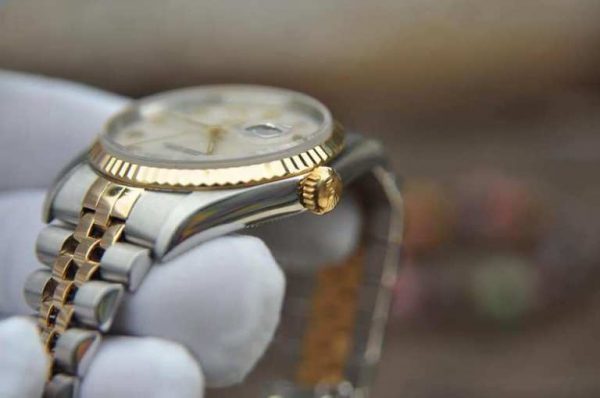 Đồng hồ Rolex 16233 mặt trắng cọc số học trò demi vàng 18k