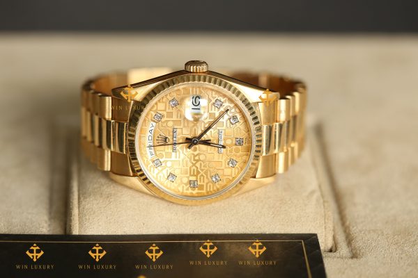 DONG HO ROLEX PRESIDENT DAY DATE 18238 MAT VI TINH VANG KIM CUONG 1 scaled