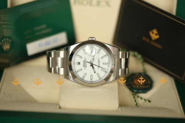 DONG HO ROLEX DATEUST 41 126300 MAT SO TRANG DAY DEO OYSTER 1 scaled