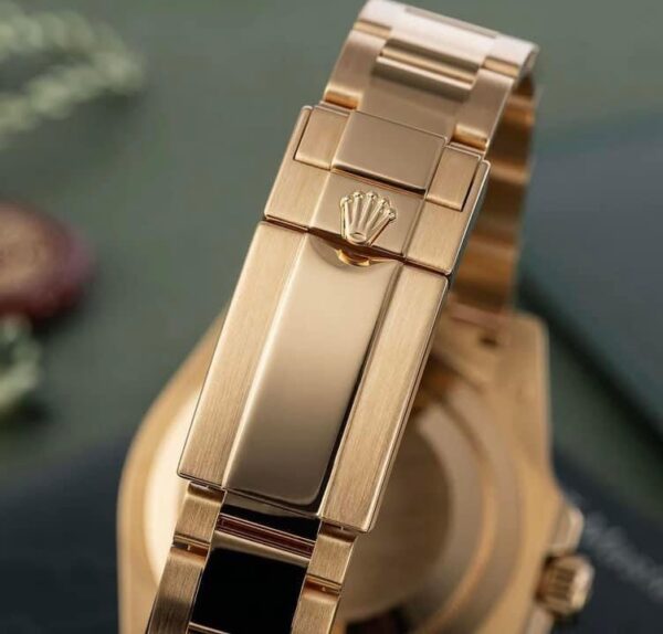 Rolex GMT Master II Gold 116718LN 0001 2